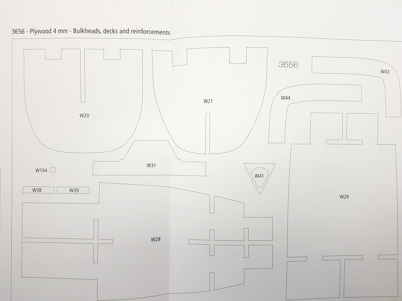 AMATI R.M.S. Titanic 1:250 kit (verze 2025)