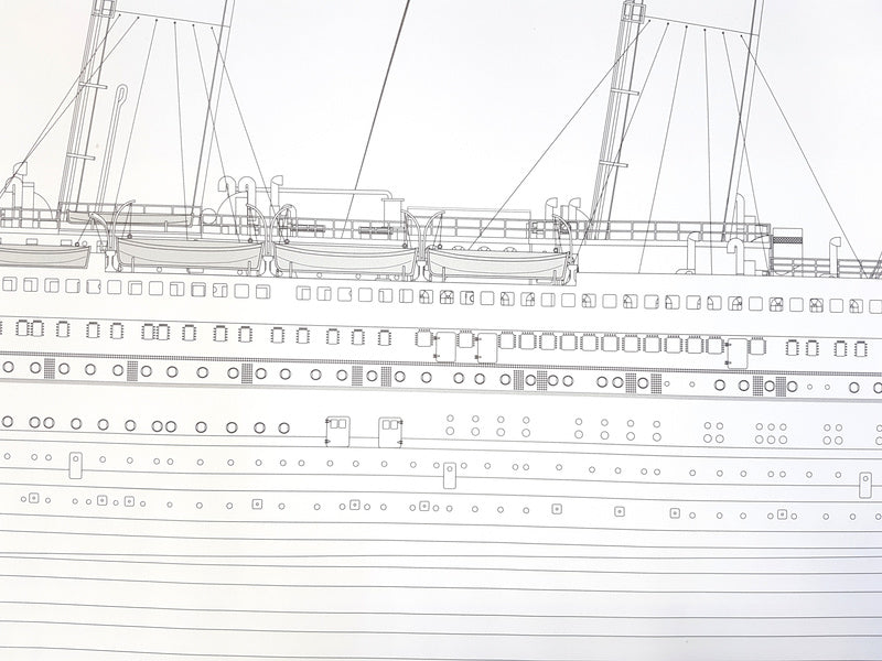 AMATI R.M.S. Titanic 1:250 kit (verze 2025)