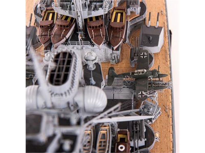 AMATI Bismarck 1939 1:200 kit