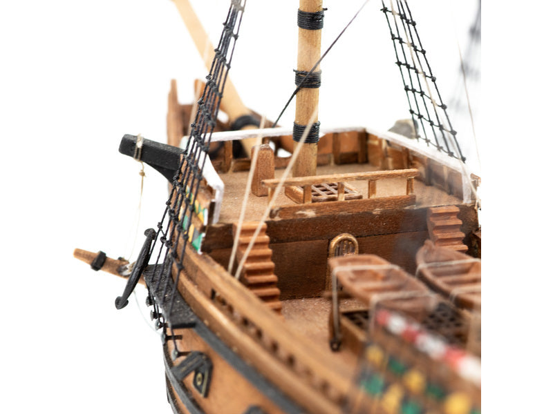 AMATI Mayflower 1620 1:135 kit