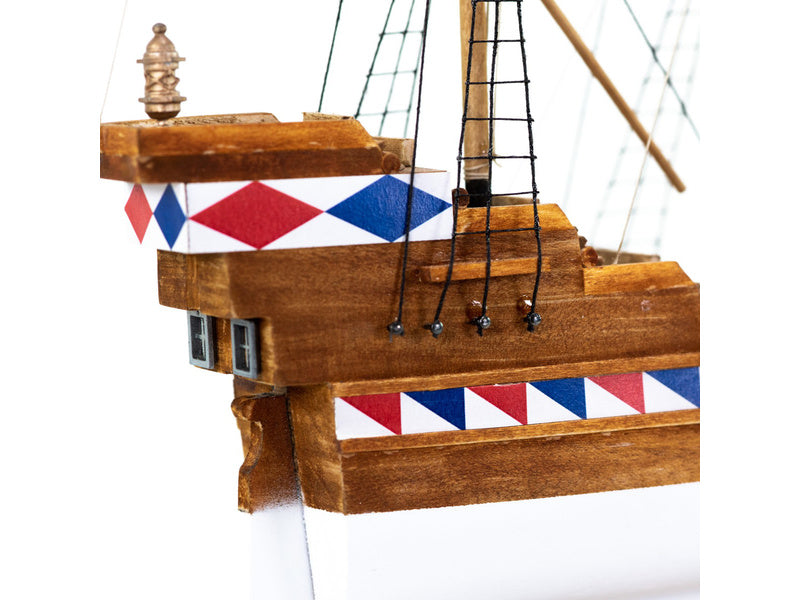 AMATI Elizabethan galeóna 1:135 First step kit