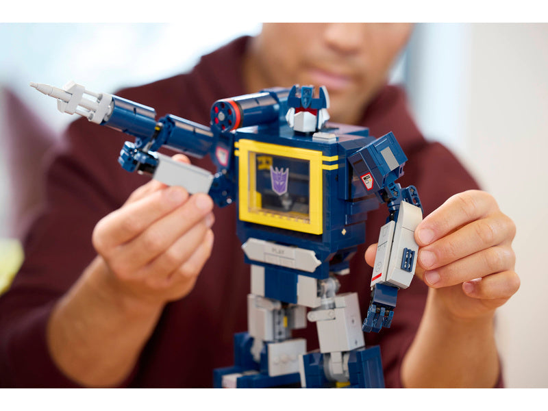 LEGO Icons - Transformers: Soundwave