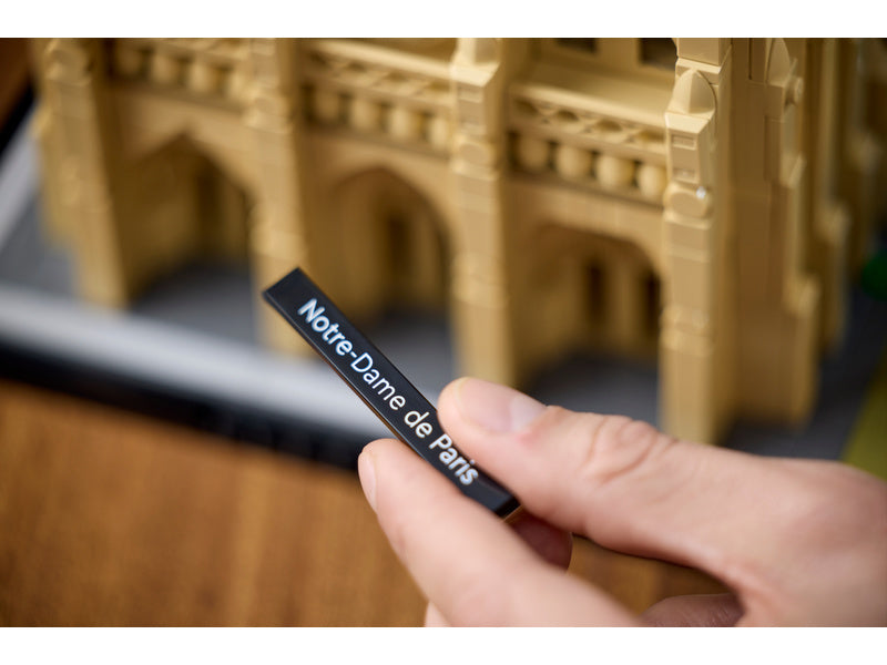 LEGO Architecture - Notre-Dame v Paříži