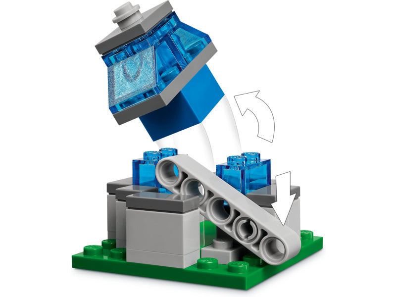 LEGO Minecraft - Balón v podobě ďasa a útok na vesnici
