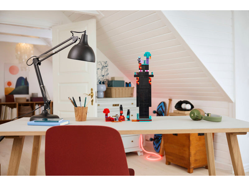 LEGO Minecraft - Endermanova věž