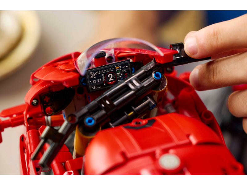 LEGO Technic - Motorka Ducati Panigale V4 S