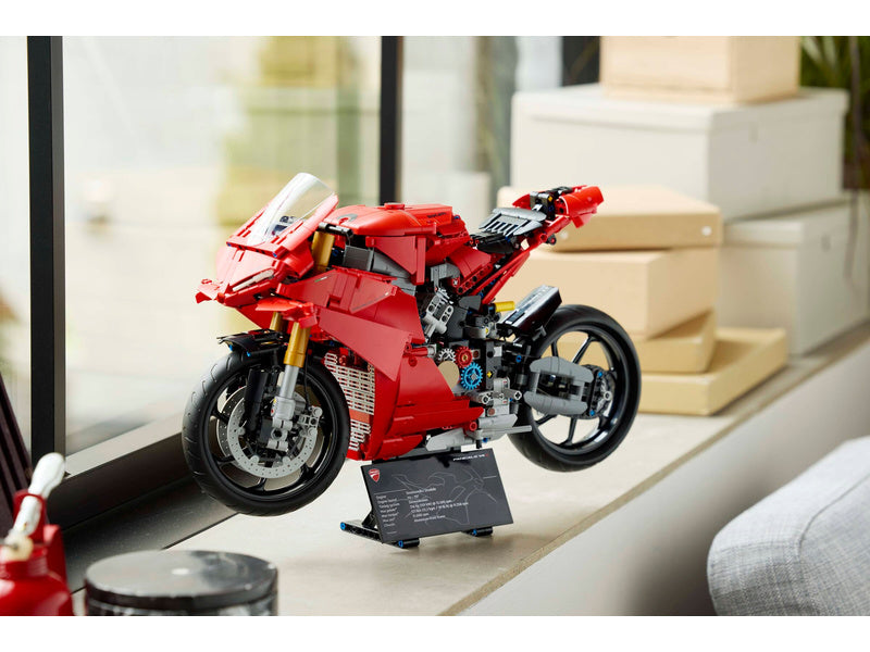 LEGO Technic - Motorka Ducati Panigale V4 S