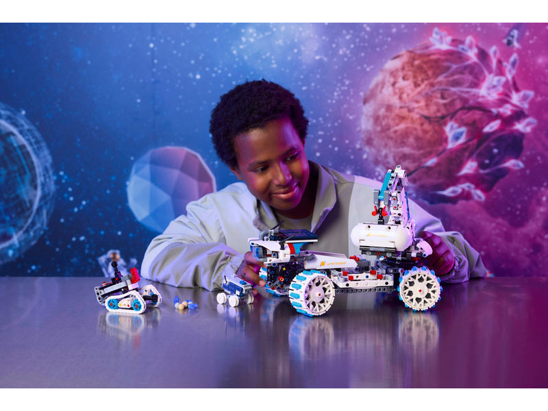 LEGO Technic - Lunární rover Lunar Outpost™