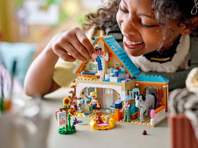 LEGO Friends - Veterinární klinika pro koně a domácí mazlíčky