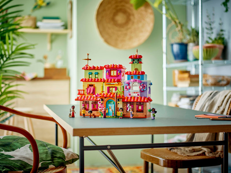 LEGO Disney - Kouzelný dům Madrigalových