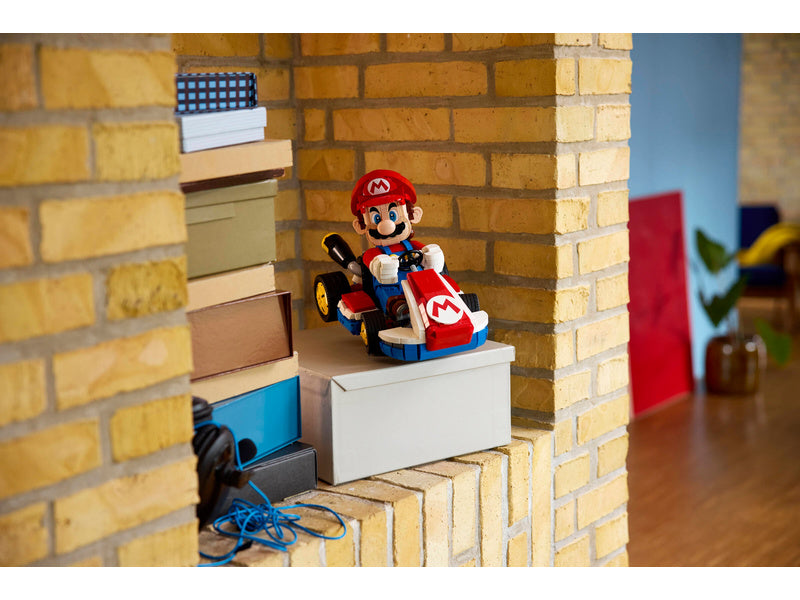 LEGO Super Mario - Mario Kart™: Mario a Standard Kart