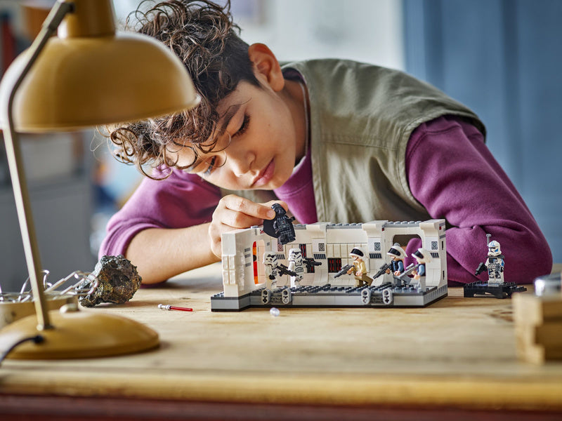 LEGO Star Wars - Nástup na palubu Tantive IV™