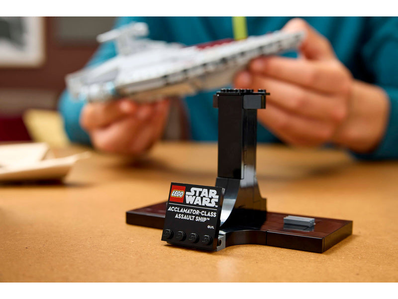 LEGO Star Wars - Útočná loď třídy Acclamator