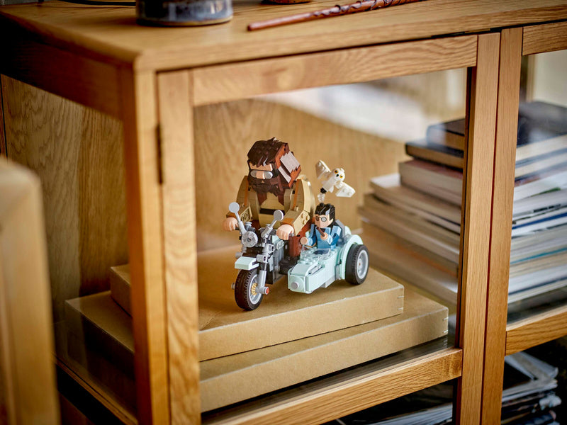 LEGO Harry Potter - Hagrid a Harry na motorce
