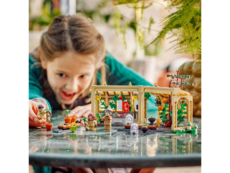 LEGO Harry Potter - Bradavický hrad: Hodina bylinkářství