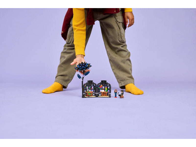 LEGO Wednesday - Černá jiřina