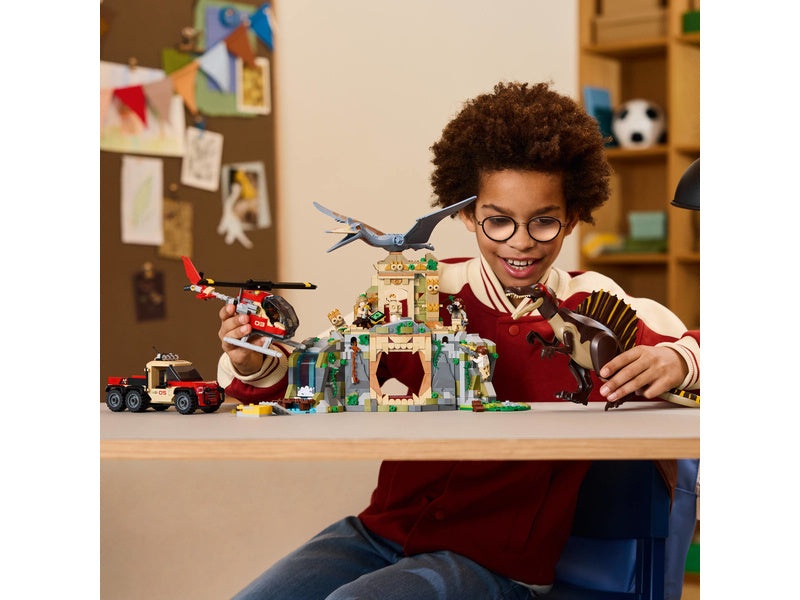 LEGO Jurassic World - Letecká mise se spinosaurem a quetzalcoatlem