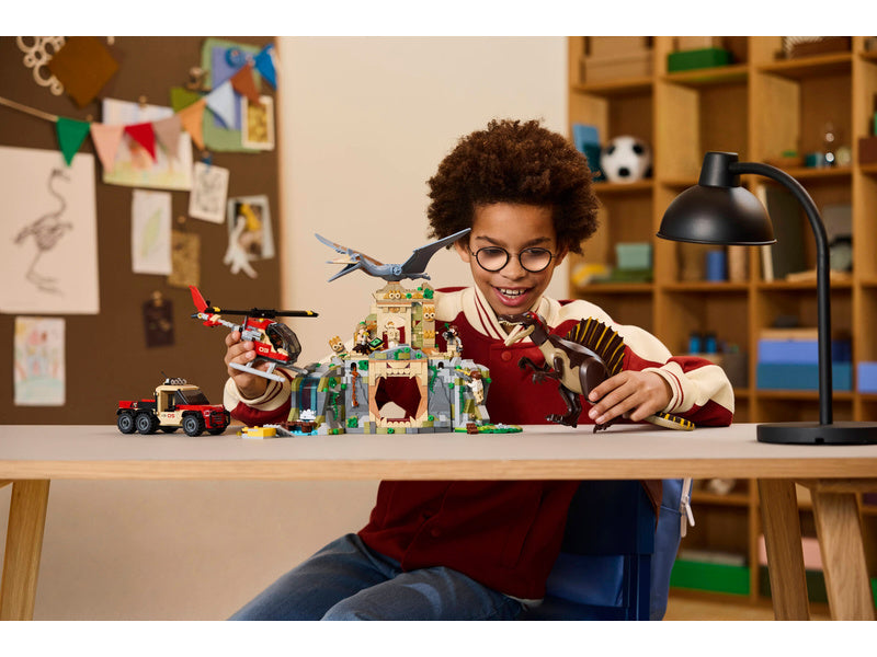 LEGO Jurassic World - Letecká mise se spinosaurem a quetzalcoatlem