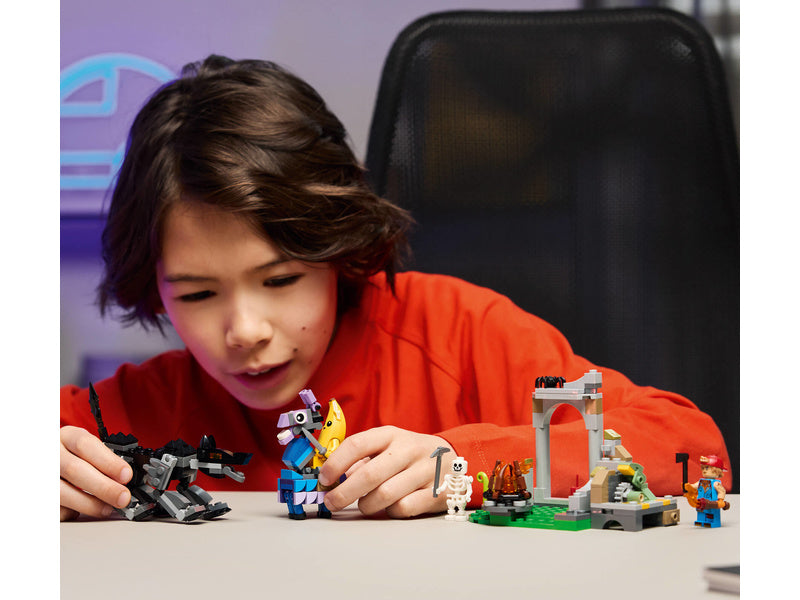 LEGO Fortnite - Peely a Sparkplug a jejich tábořiště