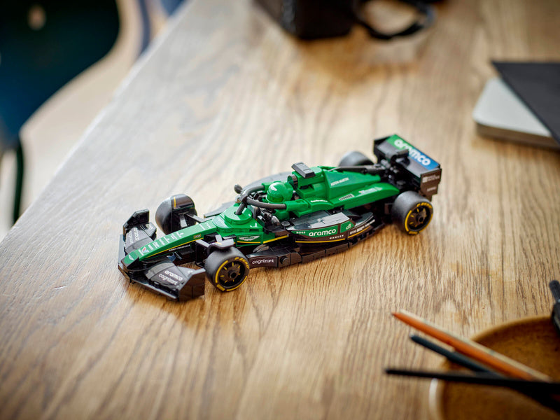 LEGO Speed Champions - Závodní auto Aston Martin Aramco F1 AMR24