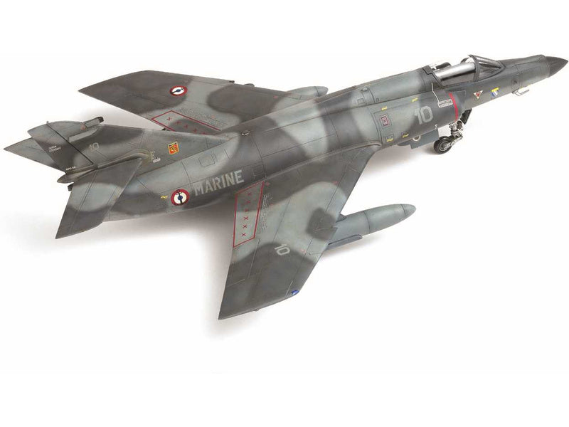 Academy Super Etendard 2011 (1:72)