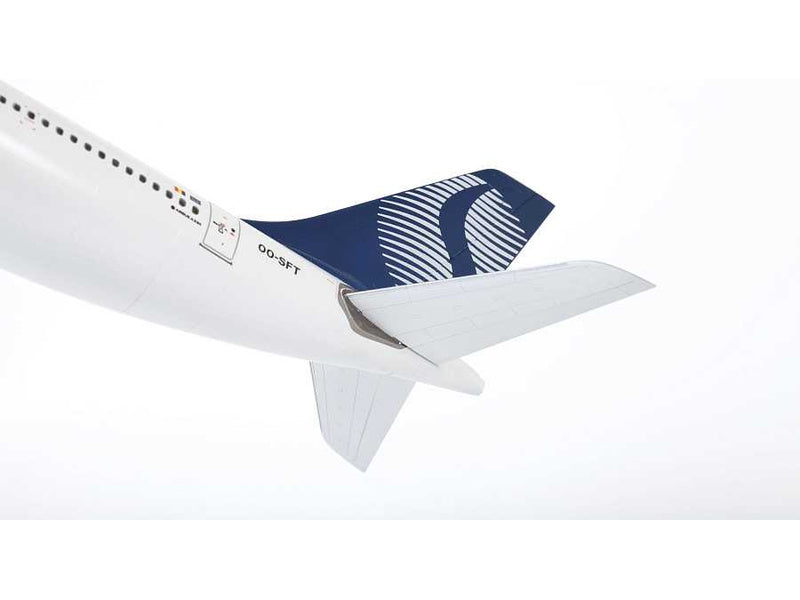 Zvezda Airbus A330-200 (1:144)