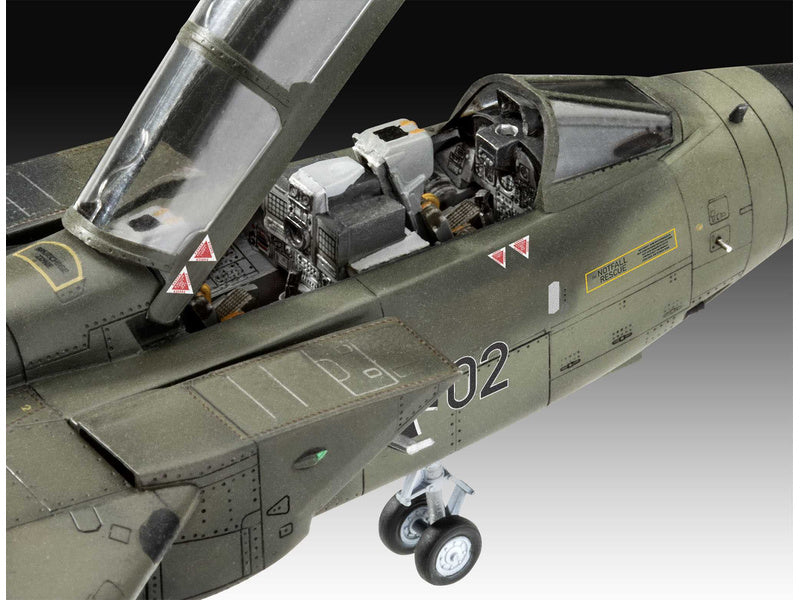 Revell Tornado 50. výročí (1:72)