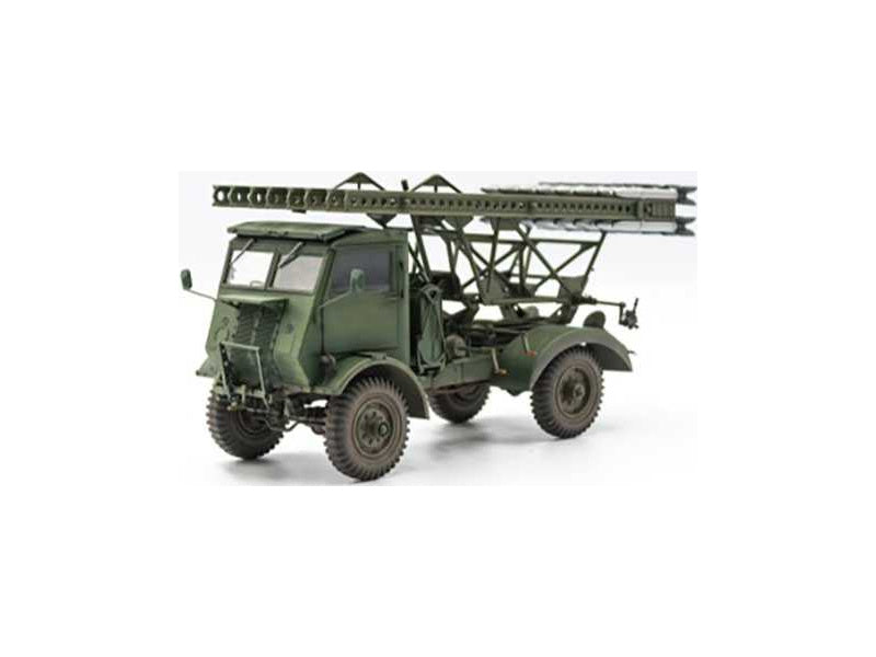 Revell BM-13-16 Kaťuša na WOT 8 (1:35)