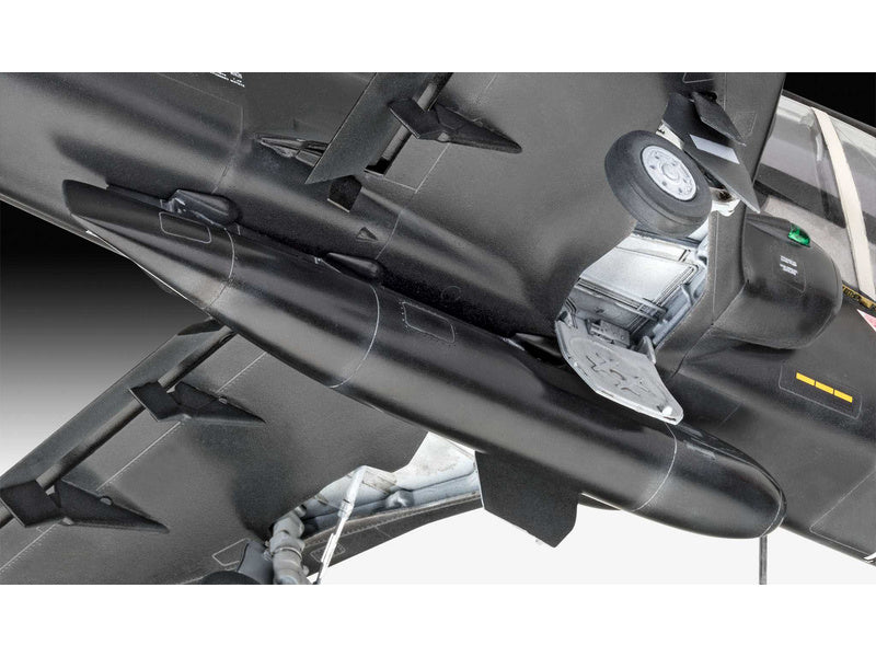 Revell BAe Hawk T2 (1:32)