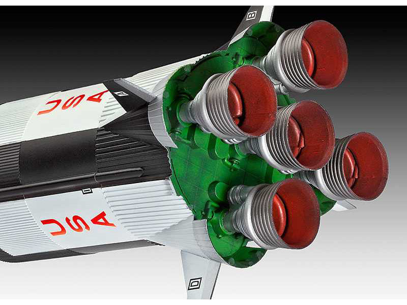 Revell Raketa Saturn V (1:144)