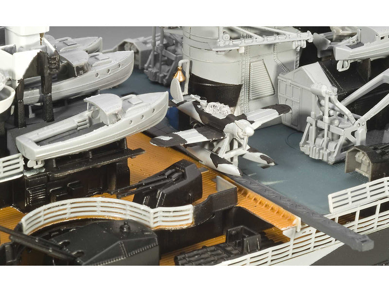 Revell Battleship Tirpitz (1:350)