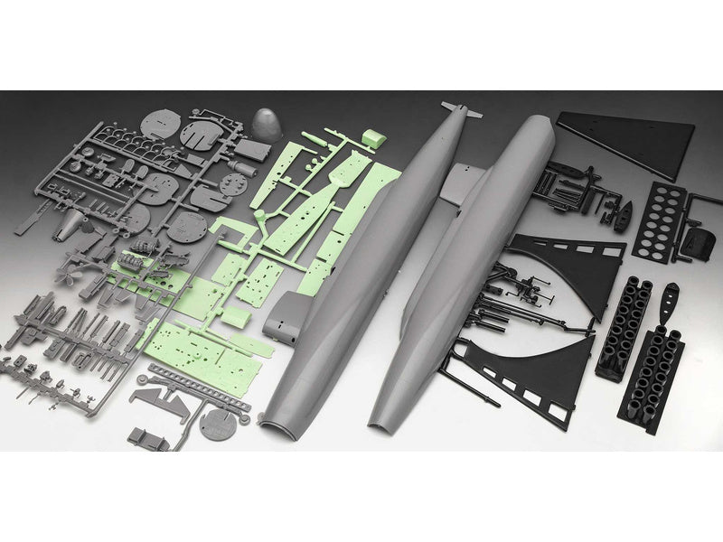 Revell S.S.B. Abraham Lincoln with Interior (1:253)