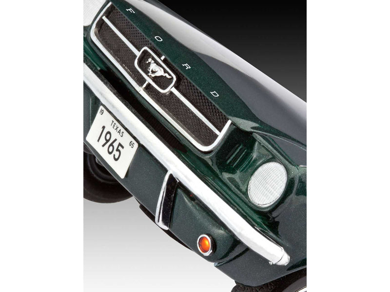 Revell Ford Mustang 1965 2+2 (1:25)