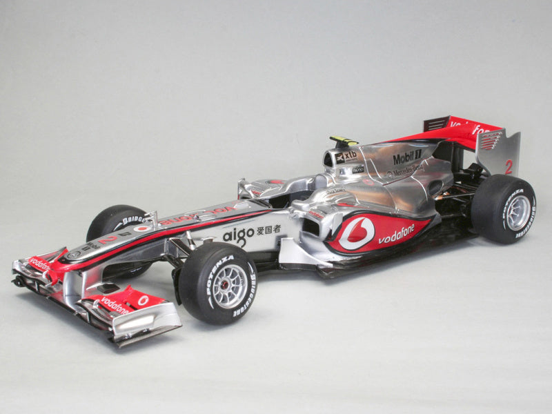 Revell McLaren Mercedes MP4-25 Hamilton (1:24)