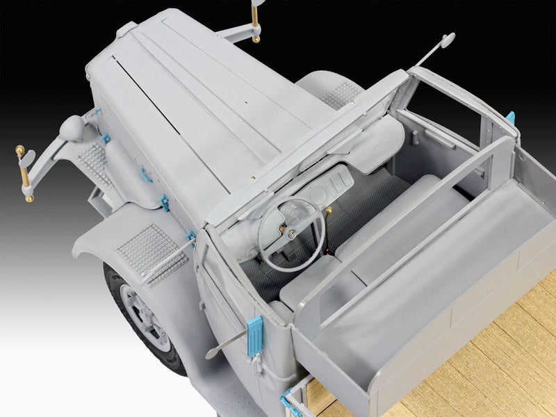 Revell Büssing 8000 S 13 s vlečkou Platinum Edition (1:24) (Giftset)