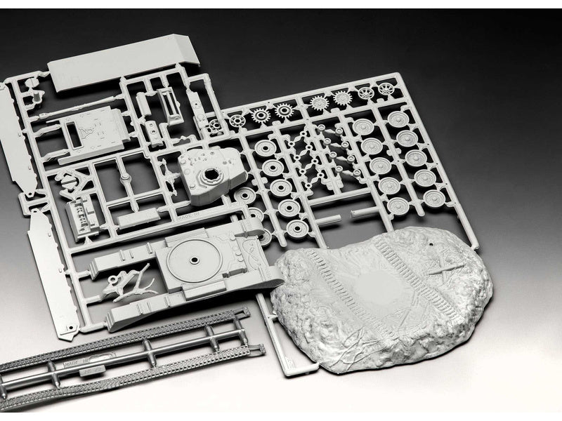 Revell M24 Chaffee (1:76) (sada)