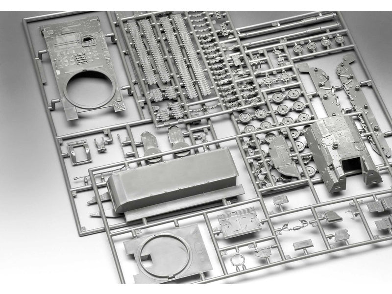Revell Panzerhaubitze 2000 (1:72) (sada)