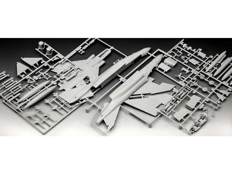 Revell F-4J Phantom II (1:72) sada