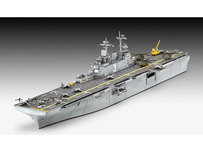 Revell USS Wasp Class 1 (1:700)