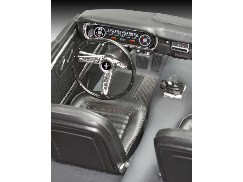 Revell Ford Mustang 1965 2+2 Fastback (1:24)