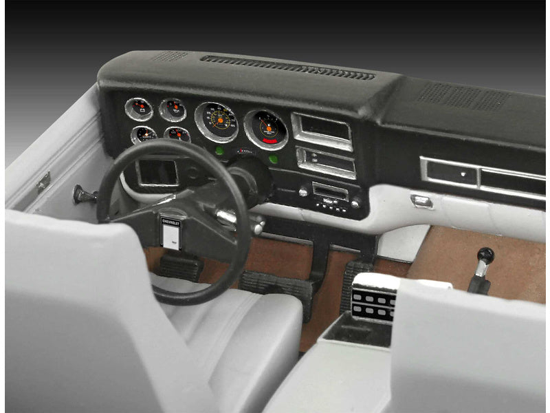 Revell Chevrolet K5 Blazer 1985 (sada) (1:25)
