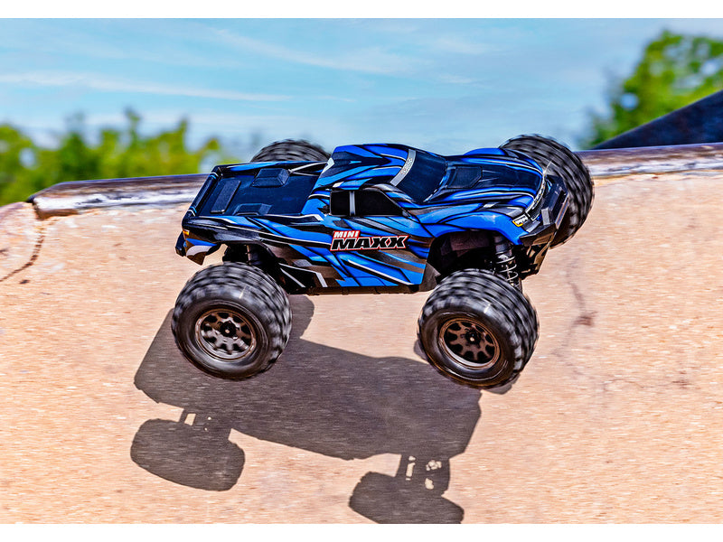 Traxxas Mini Maxx 1:12 BL-2s RTR oranžový