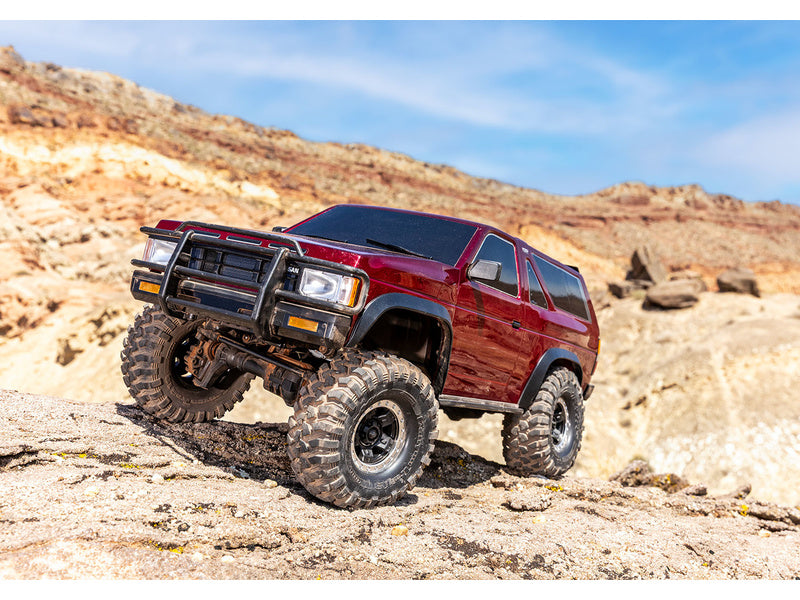 Traxxas TRX-4 Nissan Pathfinder 1988 1:10 RTR červený