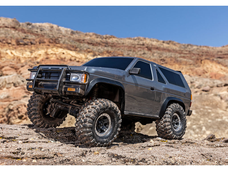 Traxxas TRX-4 Nissan Pathfinder 1988 1:10 RTR stříbrný