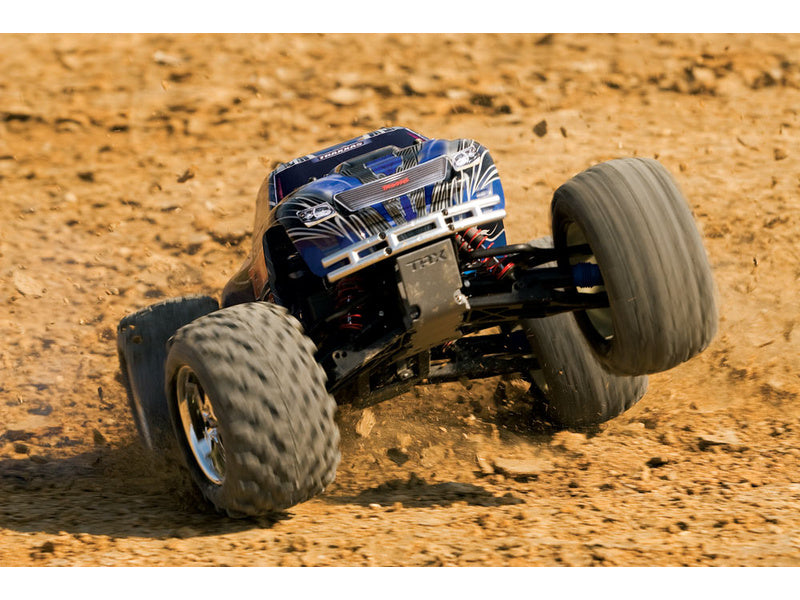 Traxxas Nitro T-Maxx 3.3 1:8 Bluetooth RTR červený