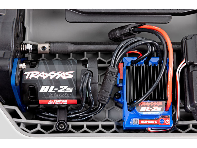 Traxxas Rustler 1:10 BL-2s 4WD RTR červený