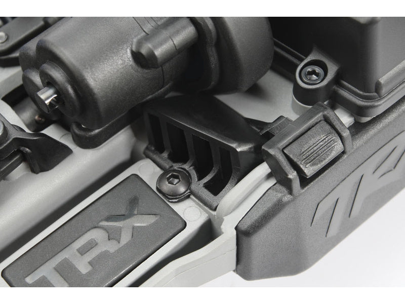 Traxxas E-Revo 1:16 VXL RTR oranžová