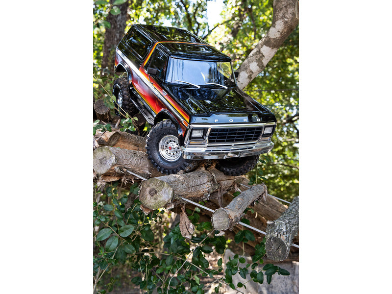 Traxxas TRX-4 Ford Bronco 1979 1:10 RTR červené