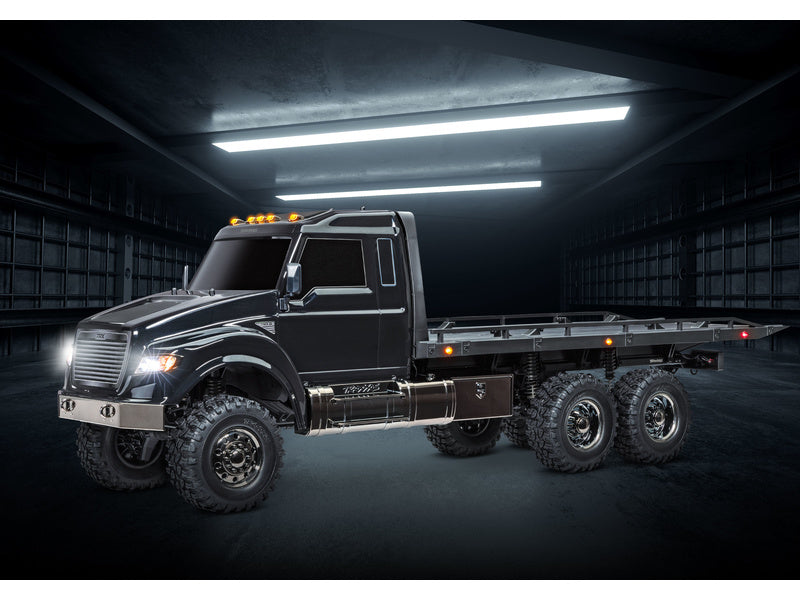 Traxxas TRX-6 Ultimate RC Hauler 6x6 1:10 RTR s navijákem černý