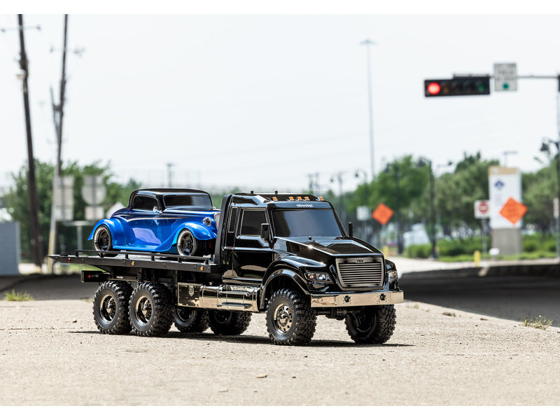 Traxxas TRX-6 Ultimate RC Hauler 6x6 1:10 RTR s navijákem černý
